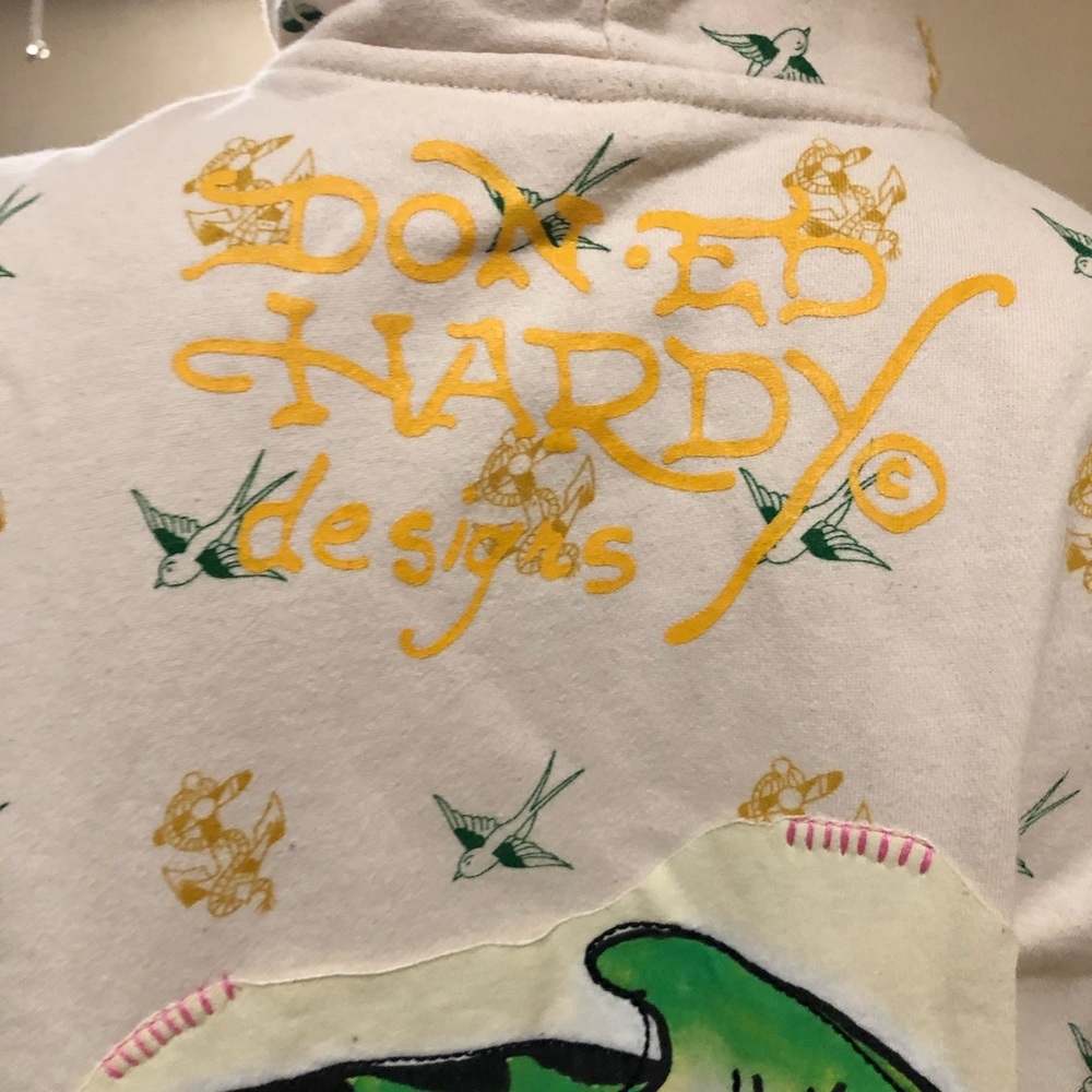 Ed Hardy - Picture 6 of 8